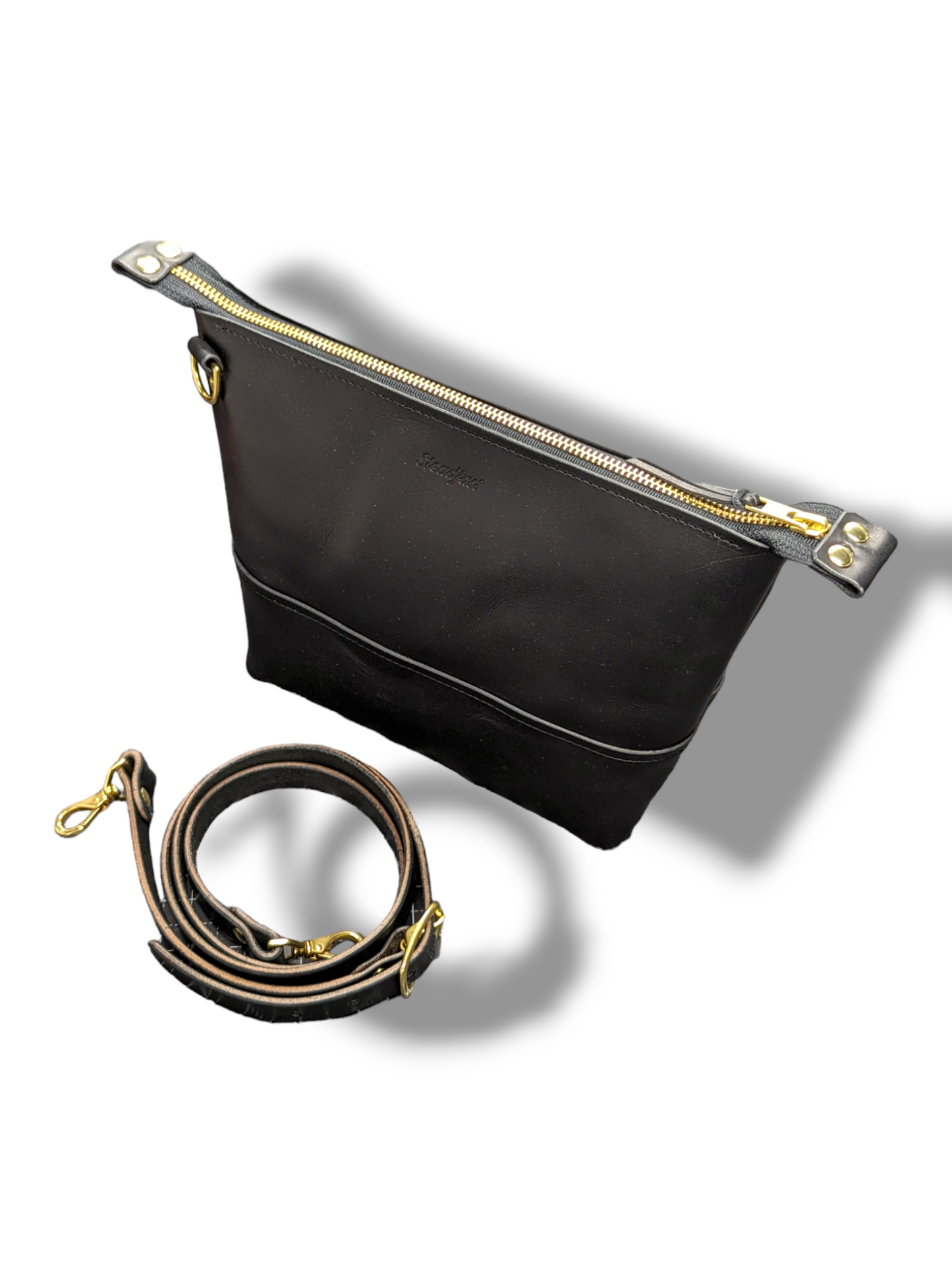 Zip top Medium Crossbody - Black